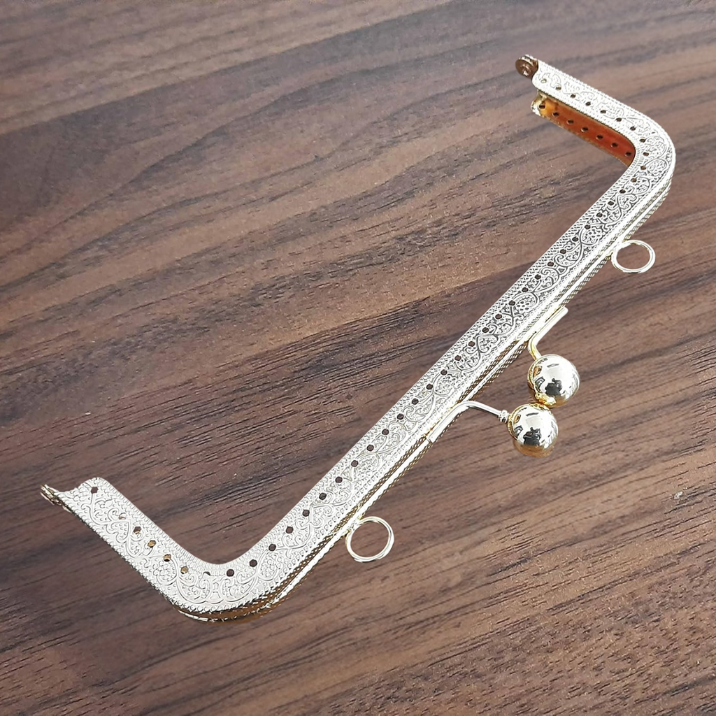 Premium Metal Frame Clutch handle