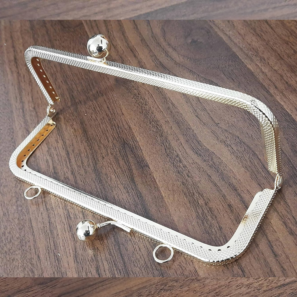 Premium Metal Frame Clutch handle