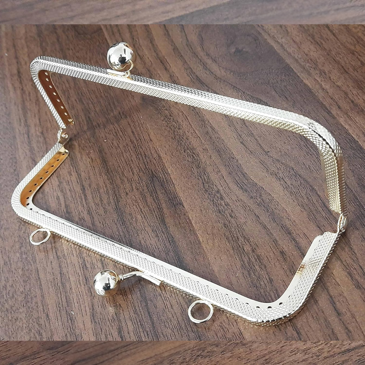 Premium Metal Frame Clutch handle