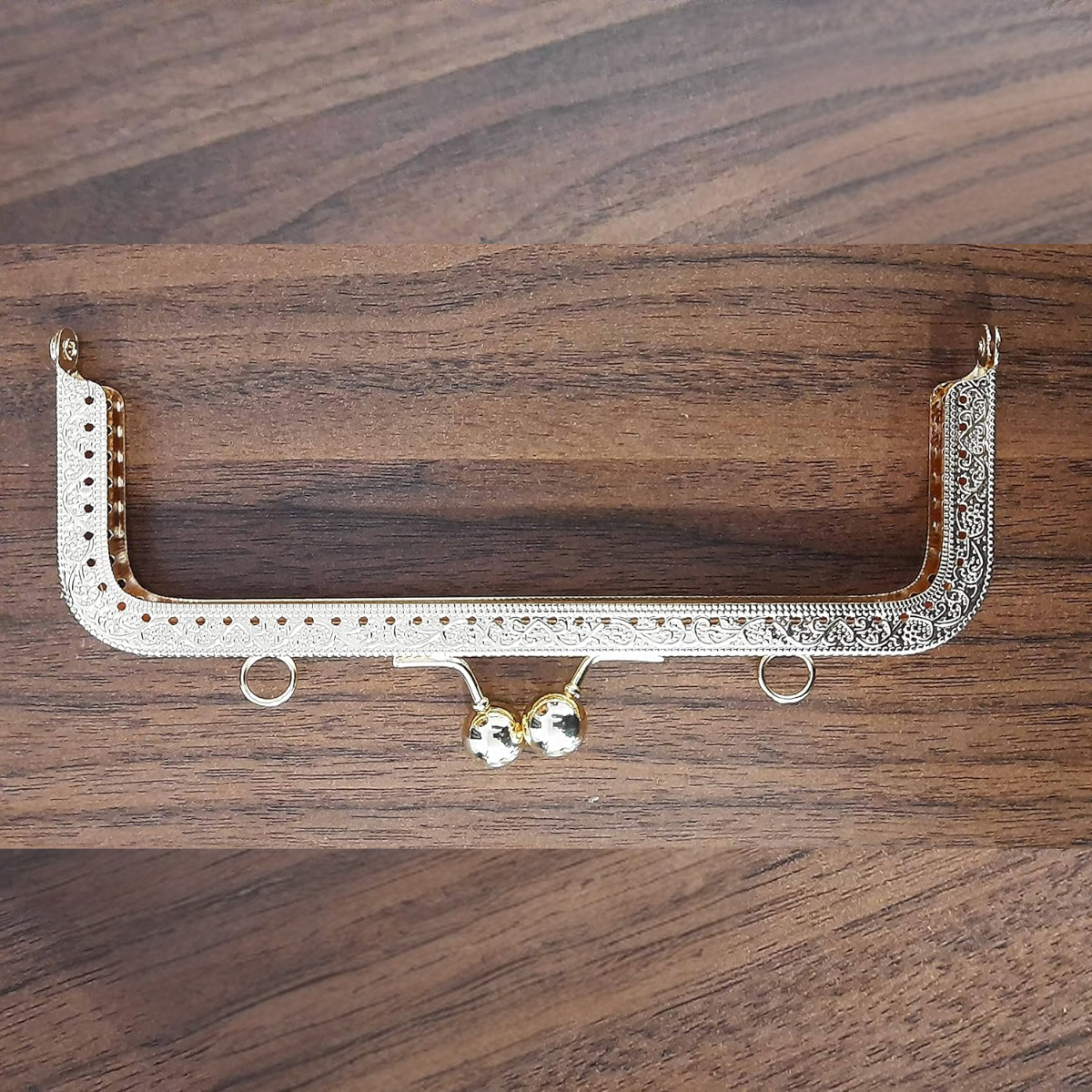 Premium Metal Frame Clutch handle
