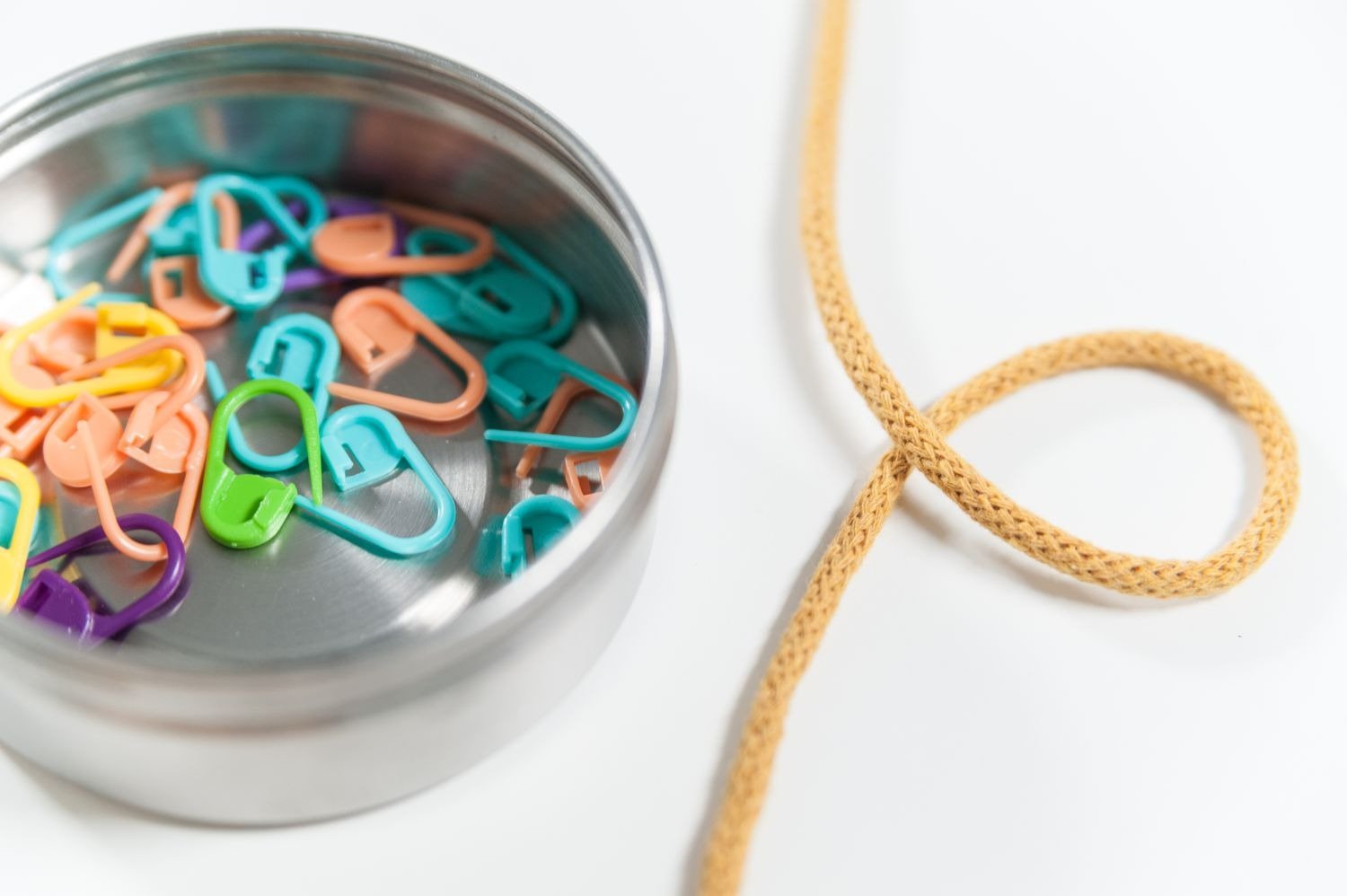 20PCS Crochet Stitch Markers | Locking Stitch Markers for Knitting & Crocheting